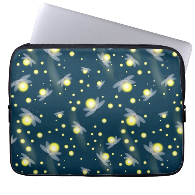 Etheral Ggloing Fireflies bij Night Pattern Laptop Sleeve (Voorkant)