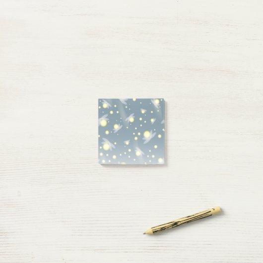 Etheral Ggloing Fireflies bij Night Pattern Post-it® Notes (Op bureau)