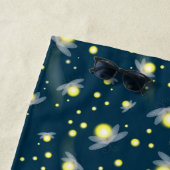 Etheral Ggloing Fireflies bij Night Pattern Strandlaken (In situ)