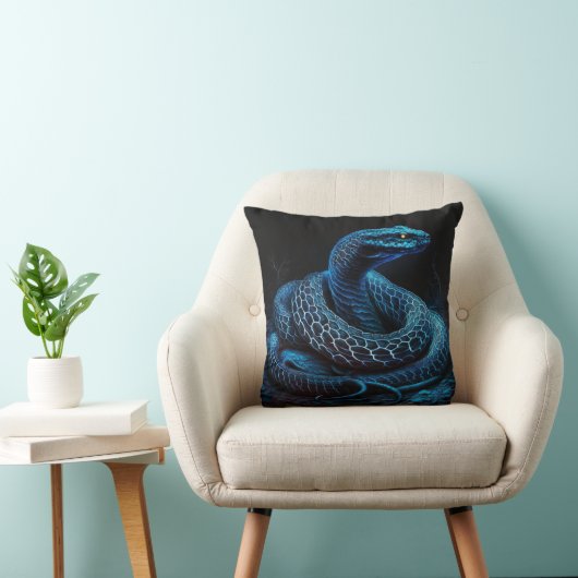 Ethereal Blue Serpent | Mystic Fantasy Snake Decor Kussen (Stoel)