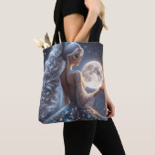 Ethereal vrouw & maan tote bag (Dichtbij)