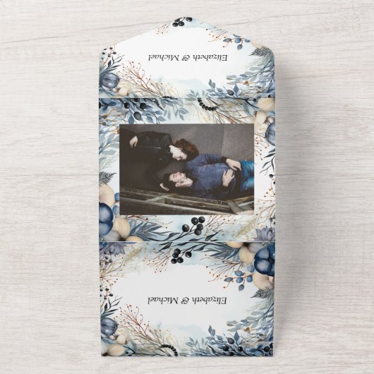 etherisch gevoelig Waterverf sereen gebladerte All In One Uitnodiging (Buitenkant)