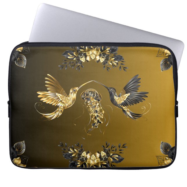 Etherische Eenheid – Zwart en Goud Kunstwerk Laptop Sleeve (Voorkant)