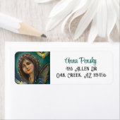 Etherische Fairy Meisje en Gouden Vlinder Etiket (Insitu)