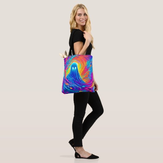 etherische spookachtige schepping tote bag (Op model)