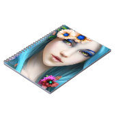 Etherische vrouw met bloemen in haar blauwe haar notitieboek (Linkerzijde)