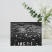 Etherische wolken: NYC Skyline, ESB BW Briefkaart (Staand voorkant)