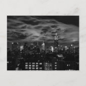 Etherische wolken: NYC Skyline, ESB BW Briefkaart (Voorkant)