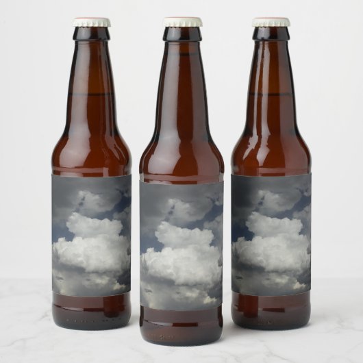Etiket op de fles voor troebele hemel (Flessen)