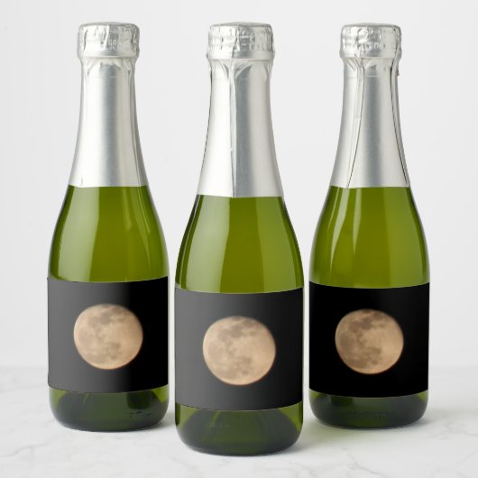 Etiket op volle maan fles (Flessen)