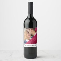 Etiketten op de fles met foto's en tekst