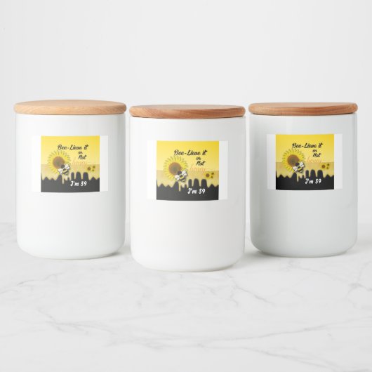 Etiketten op pot en voedselcontainer (Flessen)