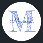 Etiketten van Kinderen van Monogram Custom Name Bo<br><div class="desc">Monogrammed monogram van de douanejongen voor kleding en andere artikelen. Geef zijn terug naar schoolspullen. Handgeschetst initiaal en manuscriptnaam. Voeg de naam en het initiaal van je baby toe.</div>