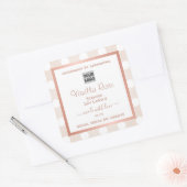 Etiketten voor witte en roze productverpakking met (Envelop)