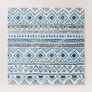 Etnisch blauw, witte naadloze achtergrond. legpuzzel
