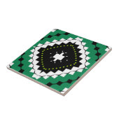 Etnisch groen zwart en wit geometrisch patroon tegeltje (Zijkant)