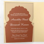 Etnisch Indisch Ivoorboog Sinaasappel Terracotta B Drieluik Uitnodiging (Binnenzijde eerst)