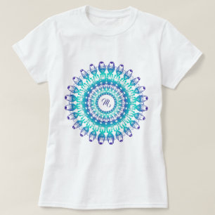 Etnische blauwgroen mandala. monogram. t-shirt