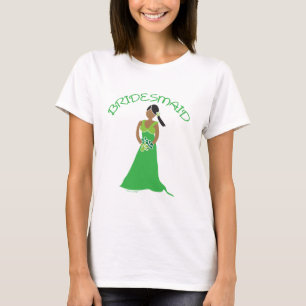 Etnische bruidsmeisje in het Shirt van de Groene W