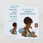 Etnische jongen op telefoon diagonale streep Save Save The Date (Voorkant / Achterkant)