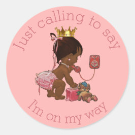 Etnische kleine prinses op telefoon roze Baby show Ronde Sticker