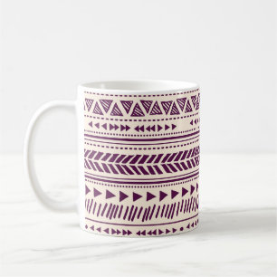 Etnische stammen: naadloos geometrisch patroon. koffiemok