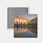 EU, Frankrijk, Provence, Gard, Pont du Gard. 2 Magneet (Voorkant / Achterkant)