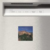 EU, Frankrijk, Provence, Vaucluse, Roussillon. 4 Magneet (Insitu (Vaatwasser))