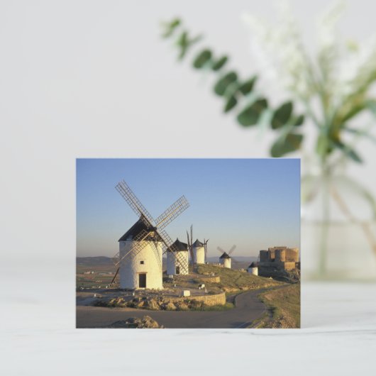 EU, Spanje, La Mancha, Consuegra. Windmolens en Briefkaart (Staand voorkant)