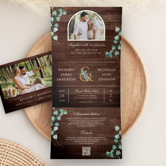 Eucalyptus Arch Photo Rustic Wood QR Code Wedding Drieluik Uitnodiging