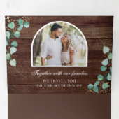 Eucalyptus Arch Photo Rustic Wood QR Code Wedding Drieluik Uitnodiging (Binnenzijde eerst)