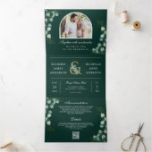 Eucalyptus Boog Emerald Groen QR Code Trouwen Drieluik Uitnodiging (Binnen)