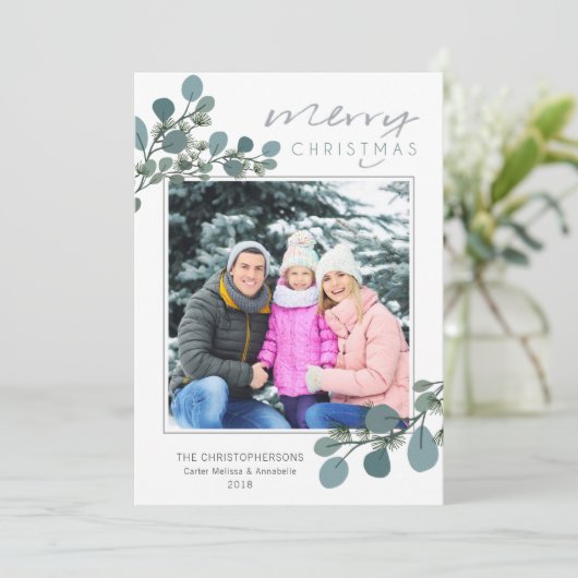 Eucalyptus en dennen Vrolijk Kerstfoto Feestdagenkaart (Staand voorkant)