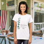 Eucalyptus Family Reunion T-Shirt<br><div class="desc">Dit T-shirt is versierd met een stijlvolle waterverf eucalyptus sprig met elegante typografie. Eenvoudig aan te passen. Gebruik het Hulpmiddel van het Ontwerp om de tekstgrootte, de stijl, of de kleur te veranderen. Omdat wij ons kunstwerk creëer, zult u dit nauwkeurige afbeelding niet vinden van andere ontwerpers. Oorspronkelijke Waterverf ©...</div>
