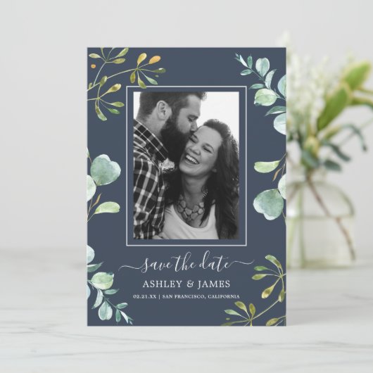 Eucalyptus Foliage Blue Botanical Save the Date Kaart (Staand voorkant)