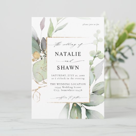 Eucalyptus Glow Gold Greenery Wedding Kaart (Staand voorkant)