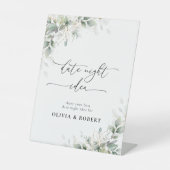 Eucalyptus Gold Date Night Idee Sign Reclamebord Met Voetstuk (Voorkant)