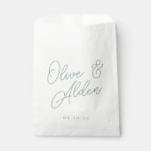 Eucalyptus Green Oversized Manuscript Names Wedden Bedankzakje (Voorkant)