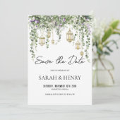 Eucalyptus Greenery and Gold Lantern Wedding Kaart (Staand voorkant)