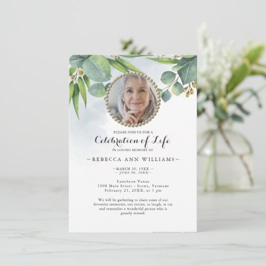 Eucalyptus Greenery Celebration of Life Invitation Kaart (Staand voorkant)