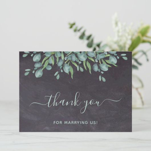 Eucalyptus Greenery Chalkboard Wedding Officier Bedankkaart (Staand voorkant)
