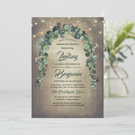 Eucalyptus Greenery Rustic Rehearsal Dinner Kaart (Staand voorkant)