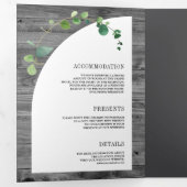 Eucalyptus Grijs Hout Cross Katholieke bruiloft Drieluik Uitnodiging (Binnenzijde eerst)