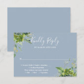Eucalyptus groen botanische stoffige blauwe bruilo RSVP kaartje (Voorkant / Achterkant)