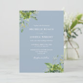 Eucalyptus Groene Bloemen Stof Blauw Monogram Trou Kaart (Staand voorkant)