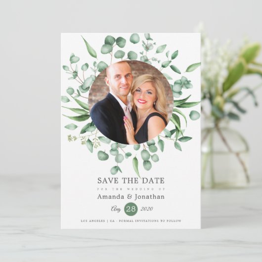 Eucalyptus Groene Foto Bruiloft Save The Date (Staand voorkant)