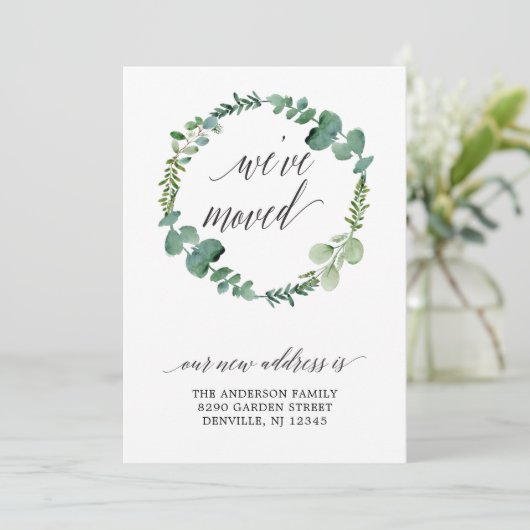 Eucalyptus krans kalligrafie script verplaatsen aankondiging (Staand voorkant)