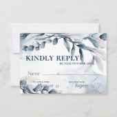 Eucalyptus laat stoffige blauwe elegante bruiloft RSVP kaartje (Voorkant)