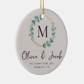 Eucalyptus Monogram Eerste Kerstfeest Foto Keramisch Ornament (Rechts)