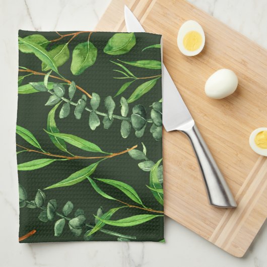 Eucalyptus op donkergroen theedoek (Quarter Fold)